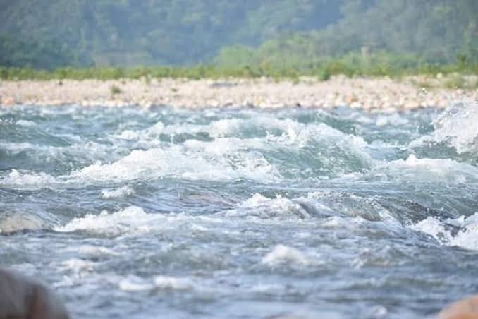 সাদা পাথরে বেড়াতে গিয়ে পর্যটক নিখোঁজ