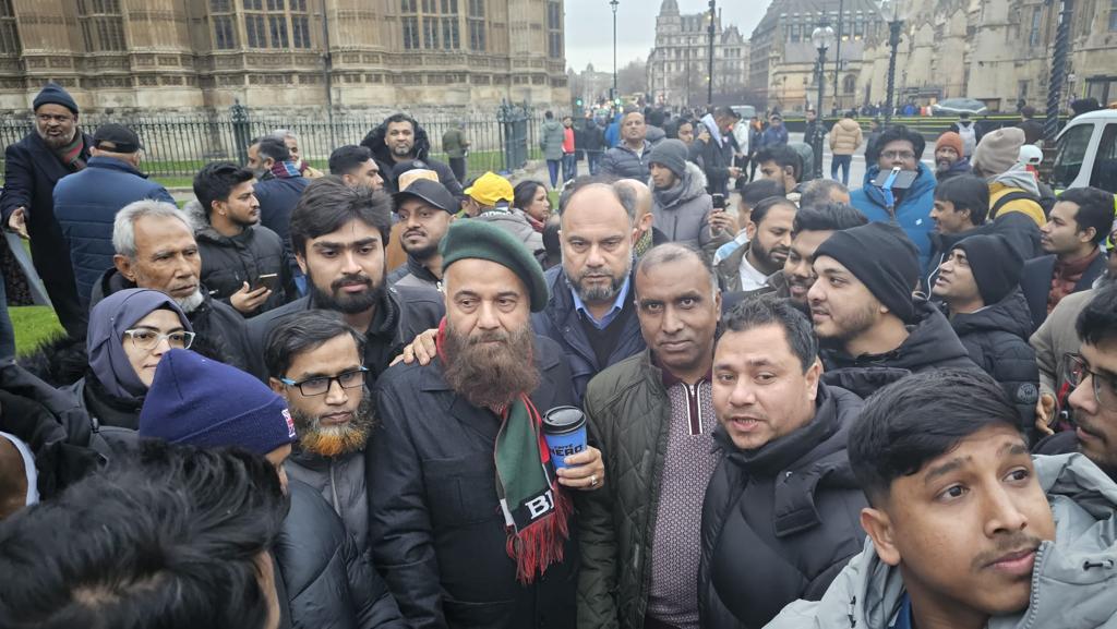 বাংলাদেশের প্রহসনের নির্বাচন বন্ধের দাবীতে যুক্তরাজ্য বিএনপির বিক্ষোভ সমাবেশ