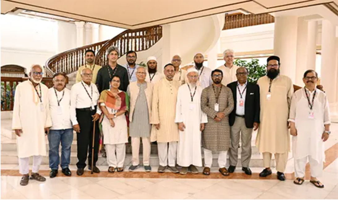 ৭ দলের সঙ্গে প্রধান উপদেষ্টার বৈঠকঃ সকল রাজনৈতিক দলকে ঐক্যবদ্ধ থাকার আহবান